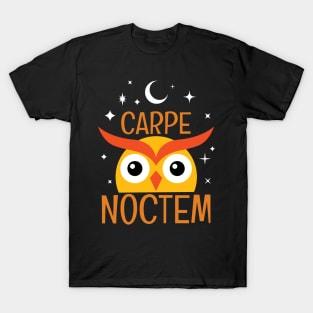 Carpe Noctem III - Seize The Night - Latin Quotes Phrase - Cute Funny Owl T-Shirt